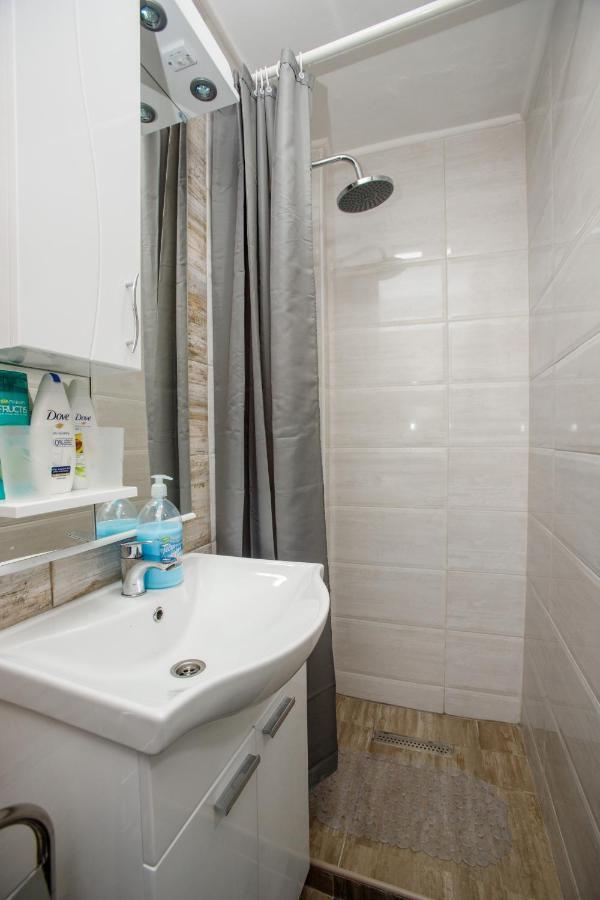 7 Days Premium Apartment Subotica Bagian luar foto