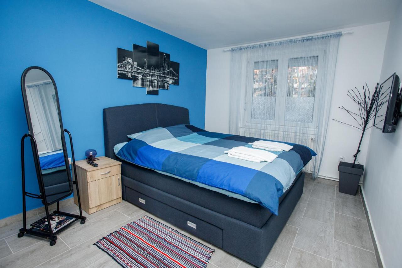 7 Days Premium Apartment Subotica Bagian luar foto